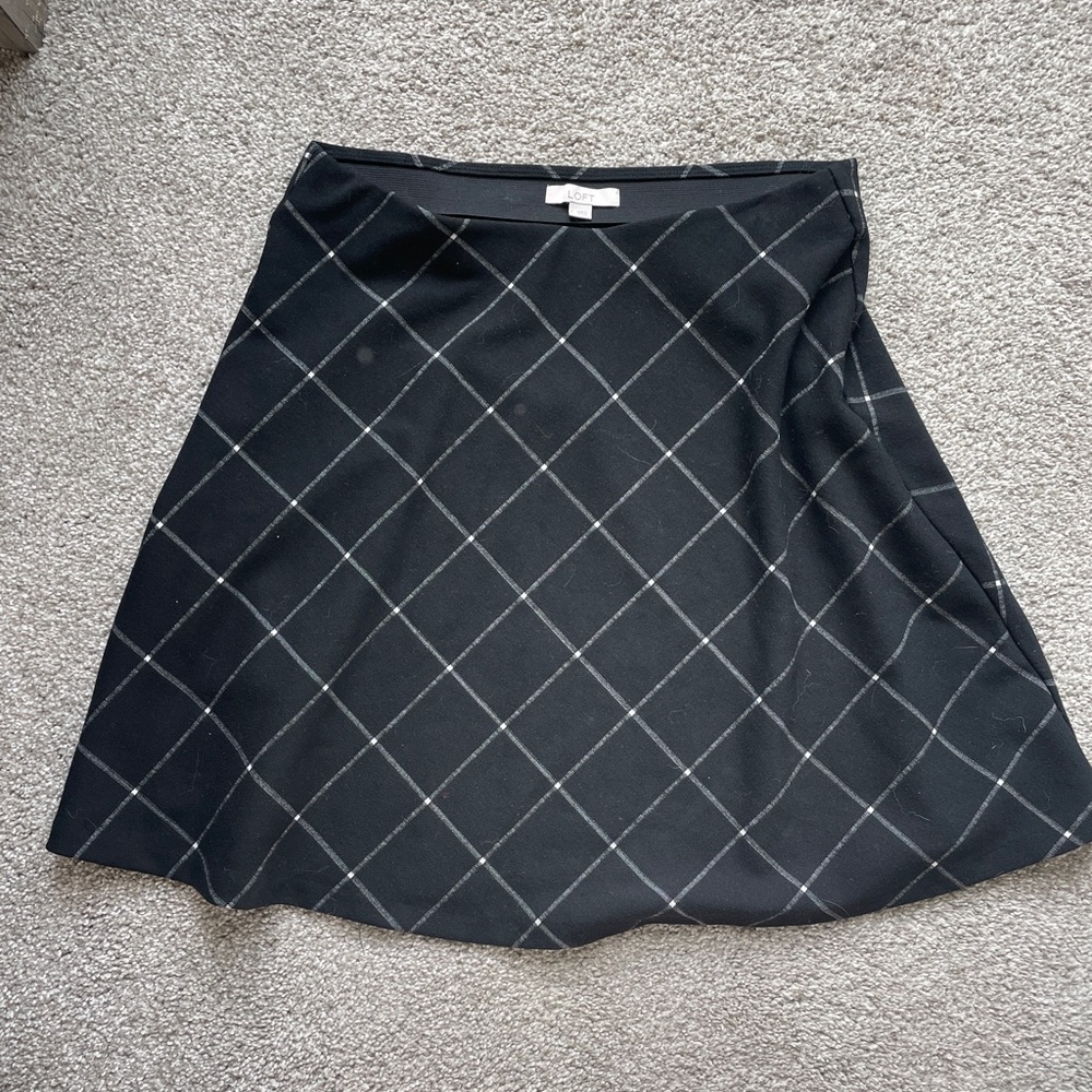 Elegant Black Plaid Skirt